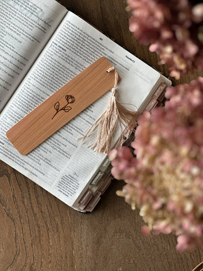 Minimalistic Flower Line Art- Wooden Bookmarks